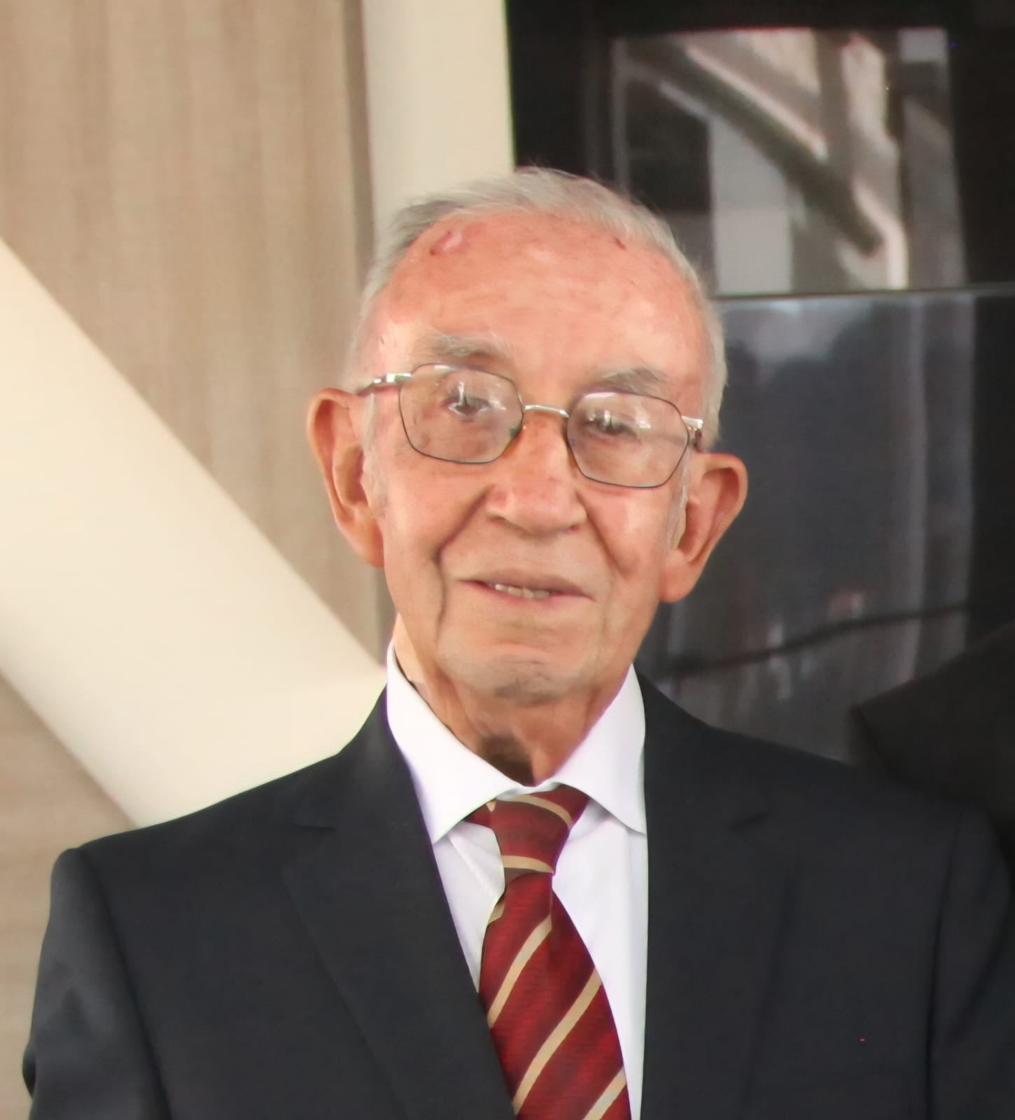 JORGE ROLANDO VELASQUEZ LIZARAZU