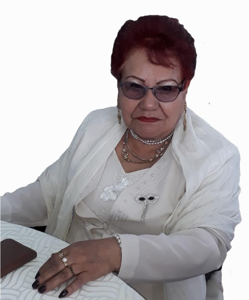 SRA. DELIA  RíOS DE FLORES