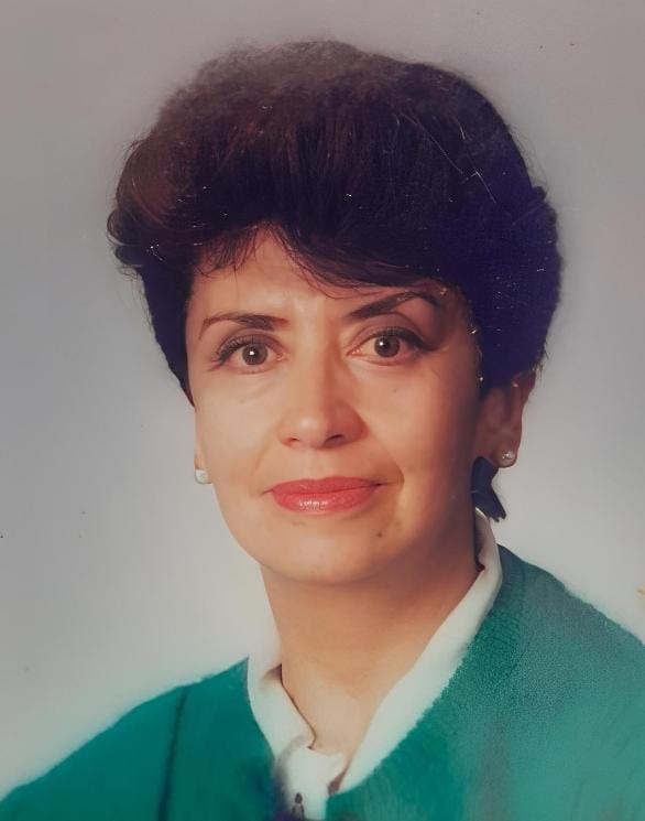 SRA. MARíA ELENA ESTHER MARZLUFF NARVAEZ VDA. DE SANJINEZ