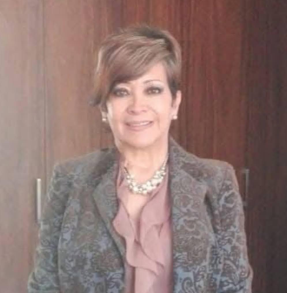 SRA. NINETTE IMELDA AUZA EGüEZ