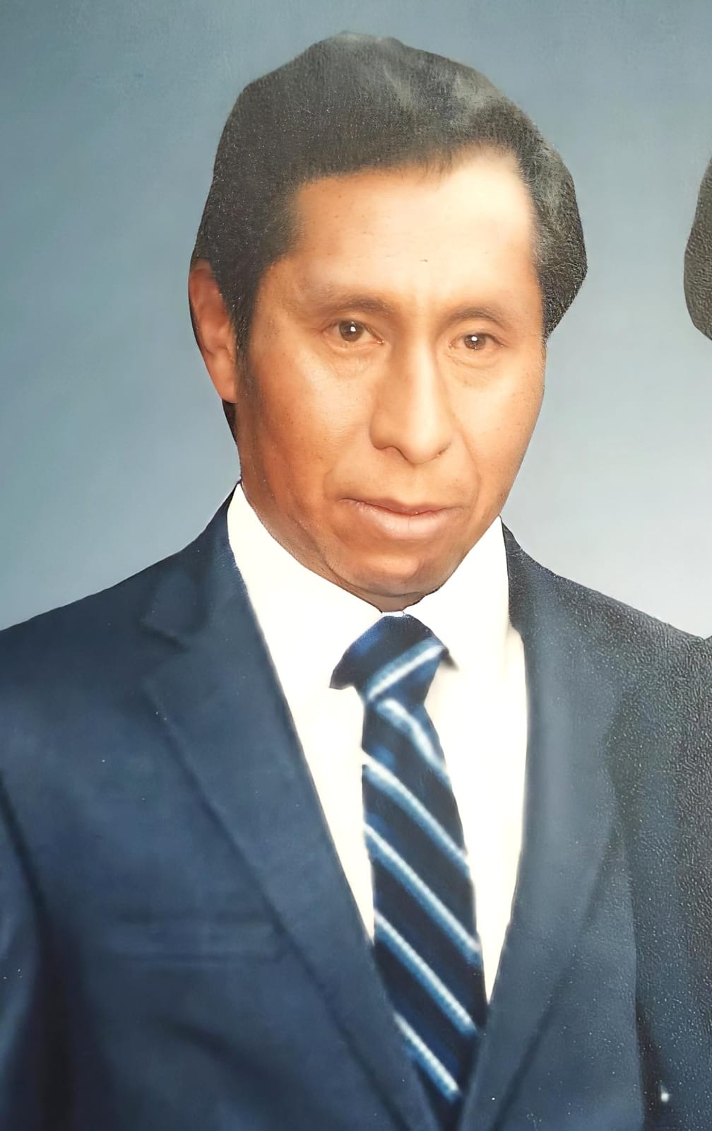 SR. RICARDO ULLOA MAMANI